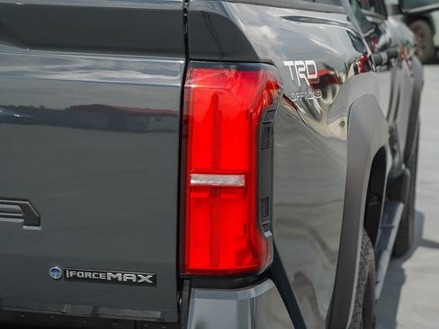 New 2026 Toyota Tacoma TRD Off-Road AWD/4WD image 8