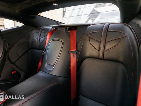 Used 2020 Aston Martin DBS Superleggera RWD image 34