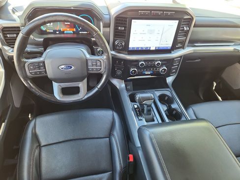 Used 2021 Ford F150 Lariat w/ Equipment Group 502A High AWD/4WD image 12