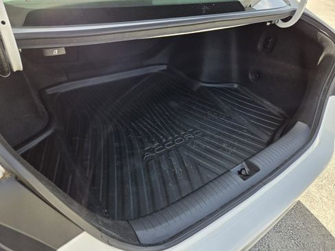 Used 2025 Honda Accord EX-L image 15