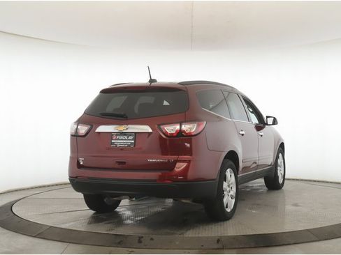 Used 2016 Chevrolet Traverse LT w/ Style and Technology Package image 7