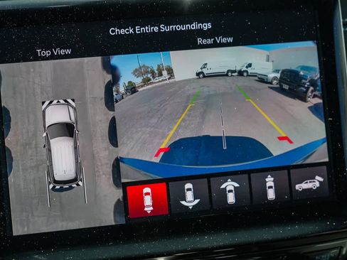 New 2025 Jeep Grand Cherokee L Limited w/ Luxury Tech Group II image 24