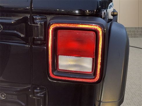 Certified 2021 Jeep Wrangler Unlimited Islander image 13