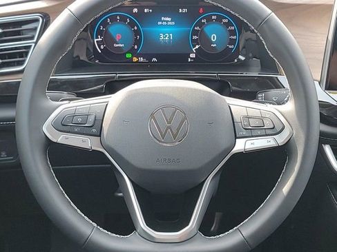 New 2026 Volkswagen Atlas SE image 26