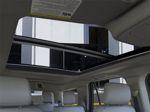 Used 2025 Ford Expedition Active image 22