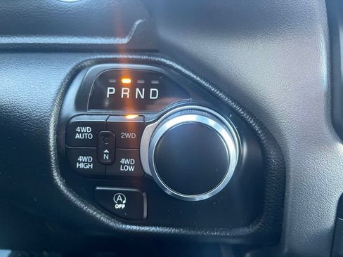 Used 2022 RAM 1500 Big Horn AWD/4WD image 12