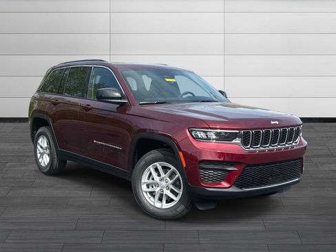 New 2026 Jeep Grand Cherokee Laredo X AWD/4WD image 1
