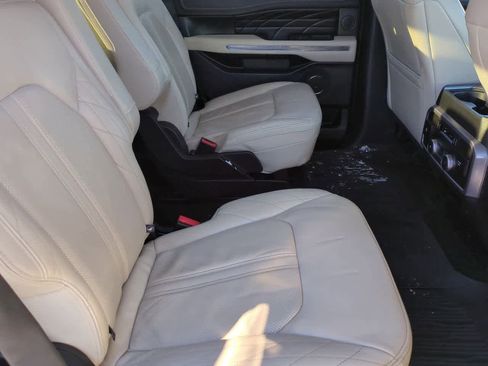 Used 2018 Ford Expedition Platinum image 21
