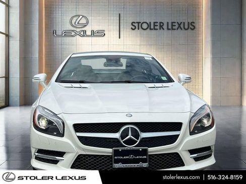 Used 2014 Mercedes-Benz SL 550 image 2