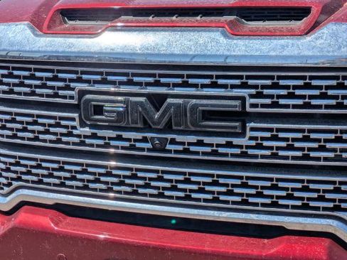 Used 2022 GMC Sierra 3500 Denali w/ Denali Ultimate Package AWD/4WD image 7