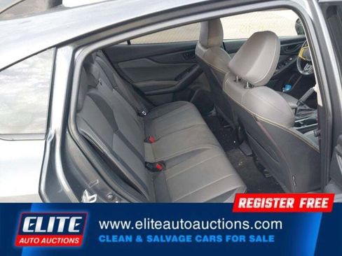 Used 2021 Subaru Crosstrek 2.5i Sport w/ Moonroof Package image 16