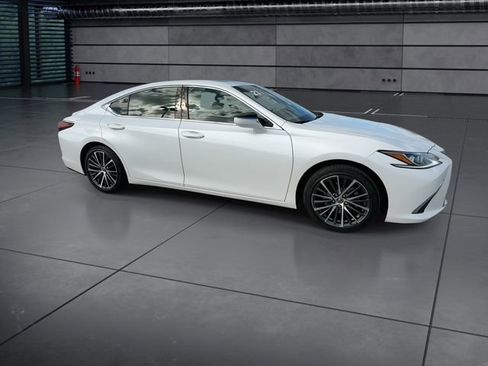 Certified 2023 Lexus ES 350 w/ Premium Package FWD image 2
