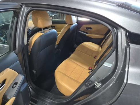 Used 2023 Nissan Sentra SV w/ SV Premium Package FWD image 14