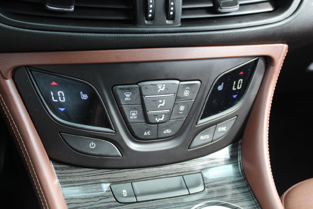 Used 2017 Buick Envision Premium w/ LPO, Cargo Package AWD/4WD image 25