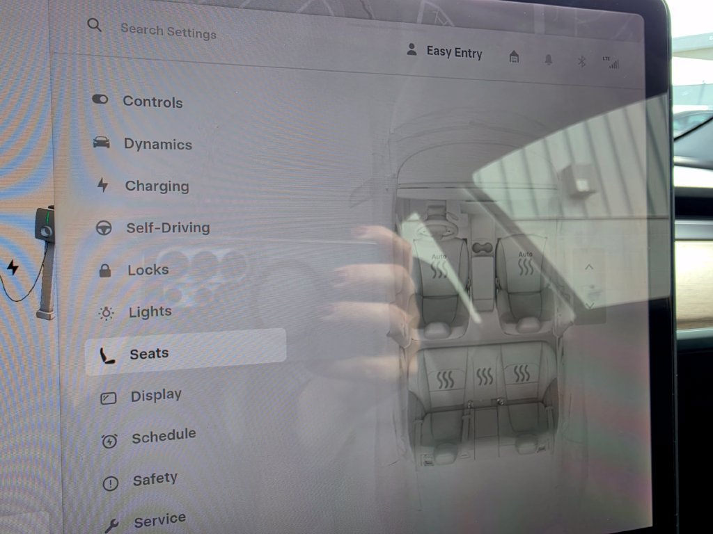Used 2018 Tesla Model 3 RWD image 19