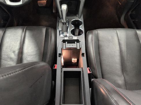 Used 2015 GMC Terrain SLT AWD/4WD image 17