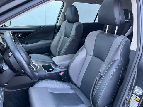 Used 2022 Subaru Outback Onyx Edition XT w/ Popular Package #2 image 9