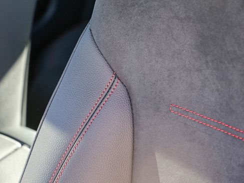 Used 2024 Mercedes-Benz GLA 35 AMG 4MATIC image 30