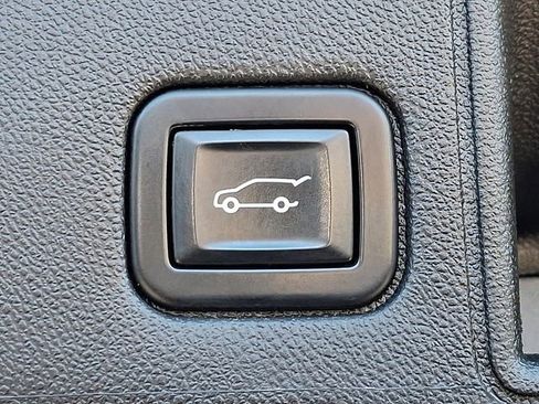 Used 2022 GMC Terrain AT4 AWD/4WD image 29