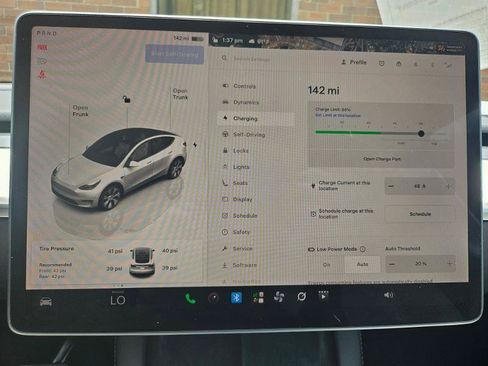 Used 2023 Tesla Model Y Long Range AWD/4WD image 48