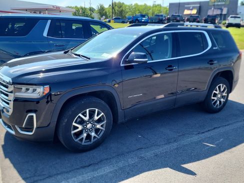 Used 2023 GMC Acadia SLE w/ Driver Convenience Package AWD/4WD image 1