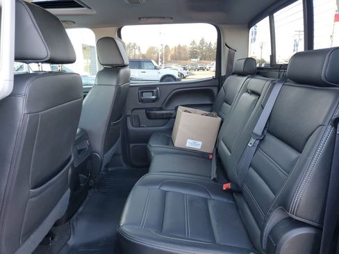 Used 2016 GMC Sierra 3500 Denali w/ Duramax Plus Package image 31