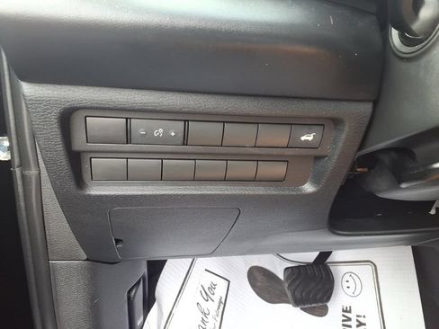 Used 2022 Mitsubishi Outlander SE FWD image 14