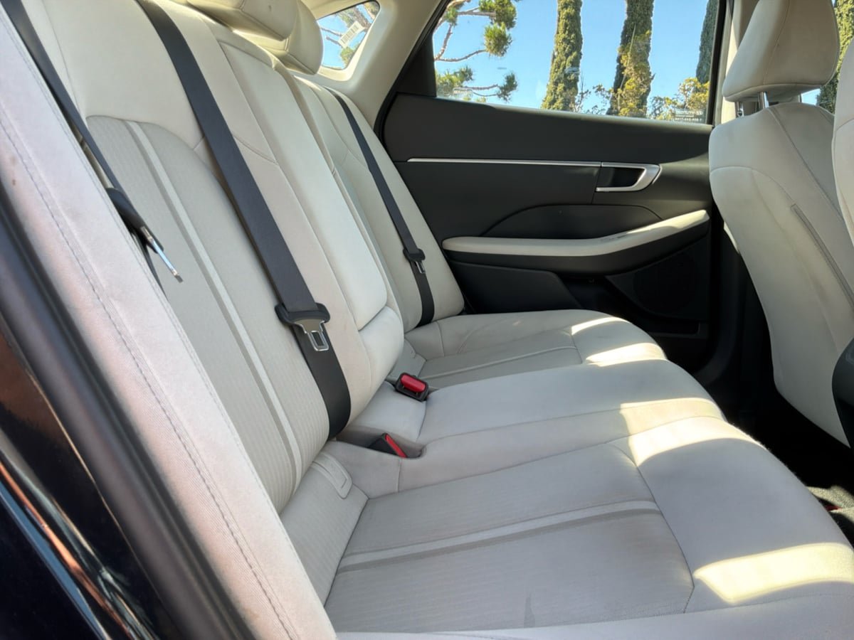 Used 2025 Hyundai Sonata SEL FWD image 21