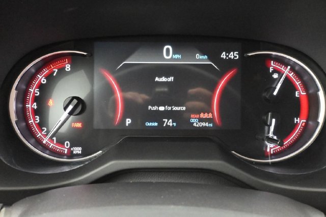 Used 2025 Toyota RAV4 LE AWD/4WD image 36