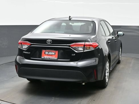 Used 2025 Toyota Corolla LE image 5