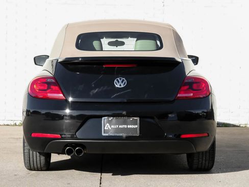 Used 2014 Volkswagen Beetle 1.8T image 8