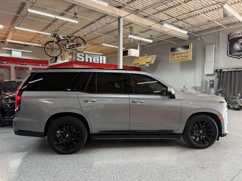Used 2023 Cadillac Escalade Sport Platinum w/ LPO, ONYX Package AWD/4WD image 6