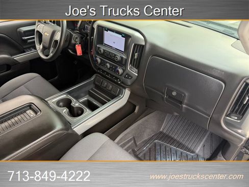 Used 2018 Chevrolet Silverado 2500 LT w/ Midnight Edition AWD/4WD image 22