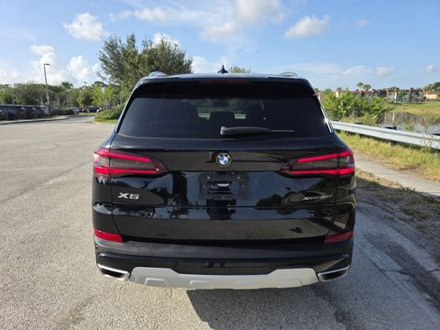 Used 2023 BMW X5 xDrive40i AWD/4WD image 6