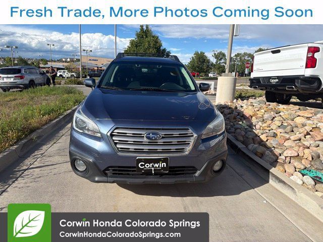Used 2017 Subaru Outback 2.5i Premium AWD/4WD image 3