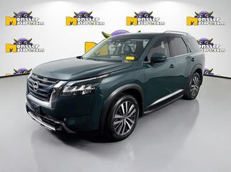 Used 2022 Nissan Pathfinder Platinum AWD/4WD video 1