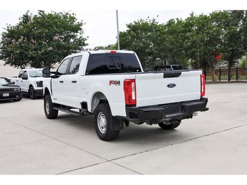 Used 2025 Ford F250 XL w/ XL Off-Road Package AWD/4WD image 2
