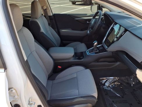 Certified 2025 Subaru Outback Premium w/ Popular Package #1A image 19