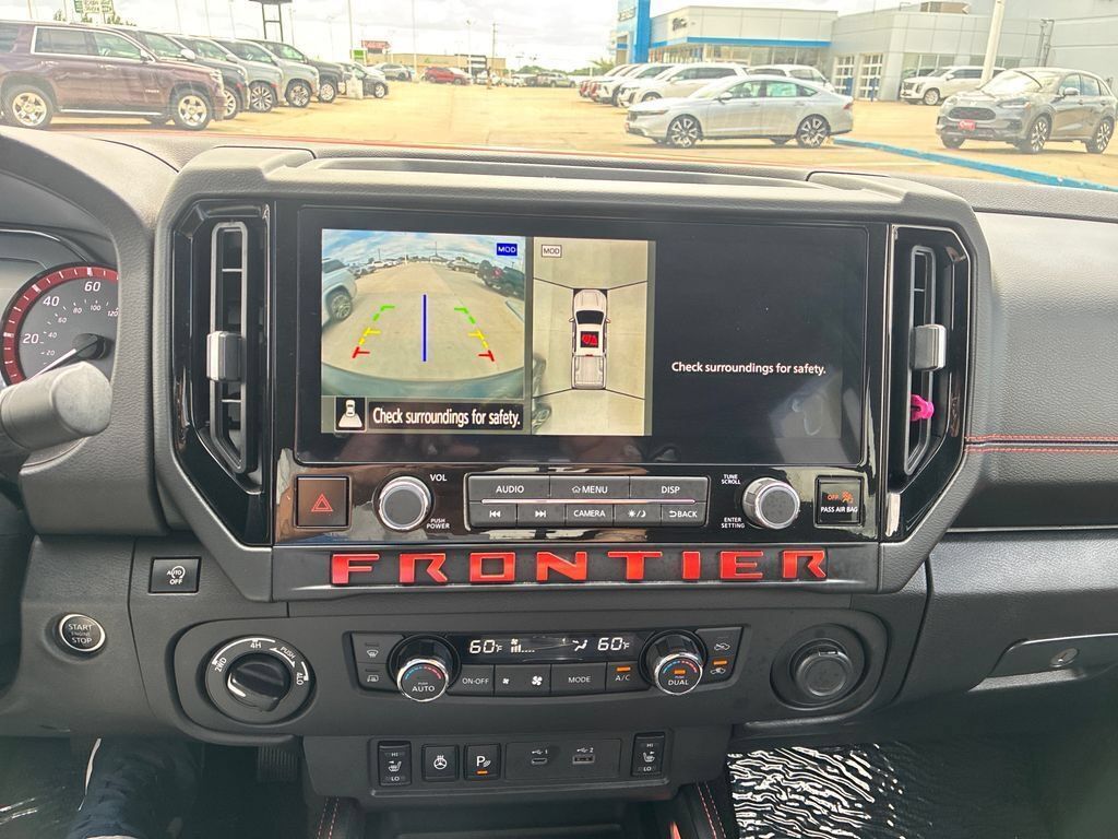 Used 2025 Nissan Frontier PRO-4X w/ Pro Convenience Package AWD/4WD image 20