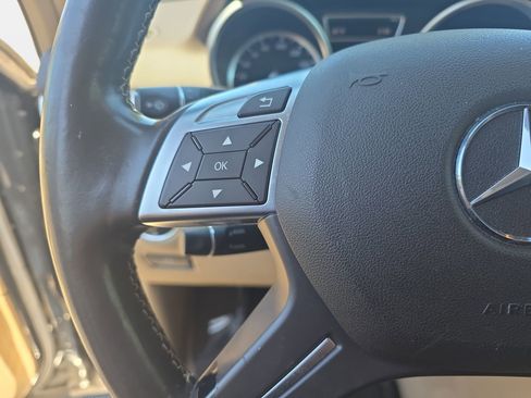 Used 2015 Mercedes-Benz ML 350 4MATIC image 16