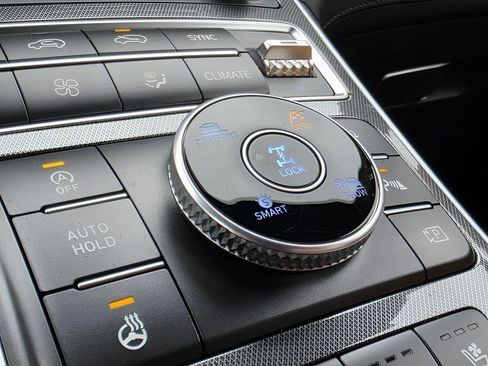 Used 2023 Hyundai Santa Fe Calligraphy image 35