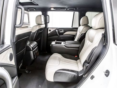 Used 2019 INFINITI QX80 Limited w/ All-Season Package AWD/4WD image 29