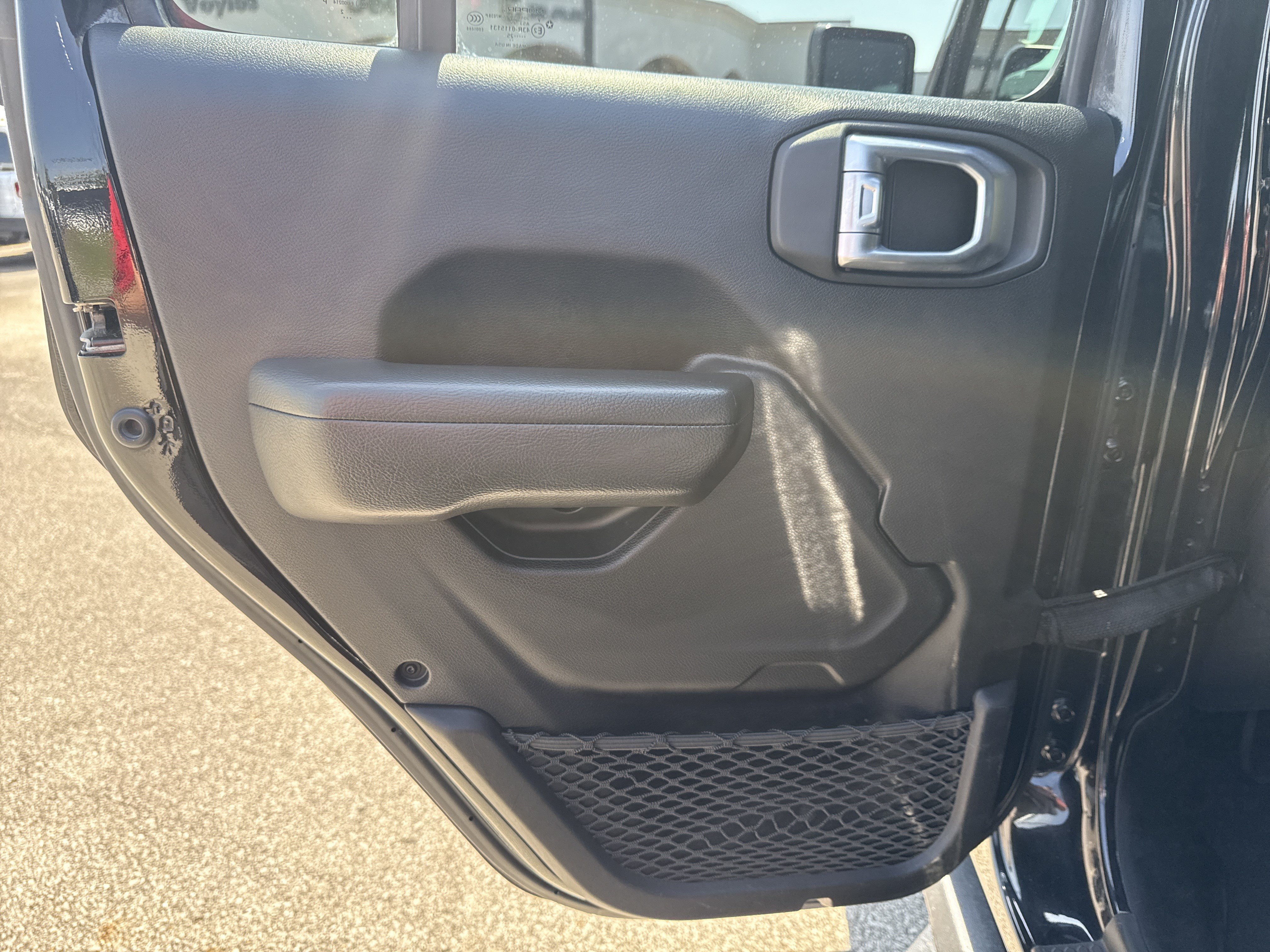Used 2022 Jeep Wrangler Unlimited Sport AWD/4WD image 21