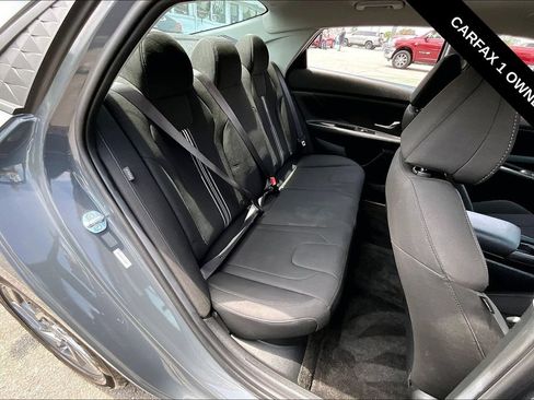 Used 2026 Hyundai Elantra Hybrid FWD image 24