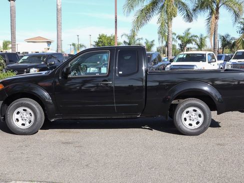 Used 2016 Nissan Frontier S image 5