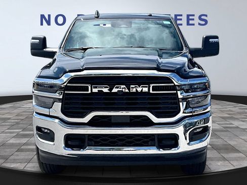Used 2026 RAM 2500 Big Horn AWD/4WD image 2