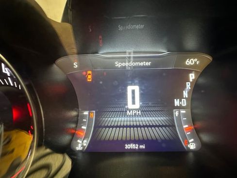 Used 2023 Dodge Challenger SXT w/ Plus Package RWD image 23