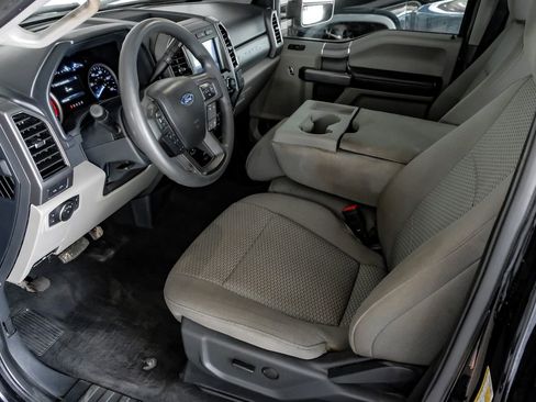 Used 2022 Ford F350 XLT w/ XLT Premium Package image 14