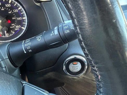 Used 2019 INFINITI QX60 Luxe w/ Sensory Package image 18