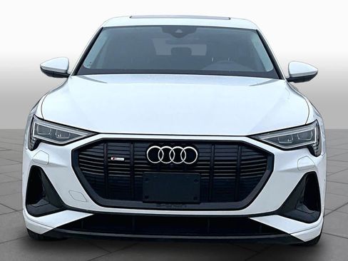 Used 2021 Audi e-tron Premium Plus AWD/4WD image 3